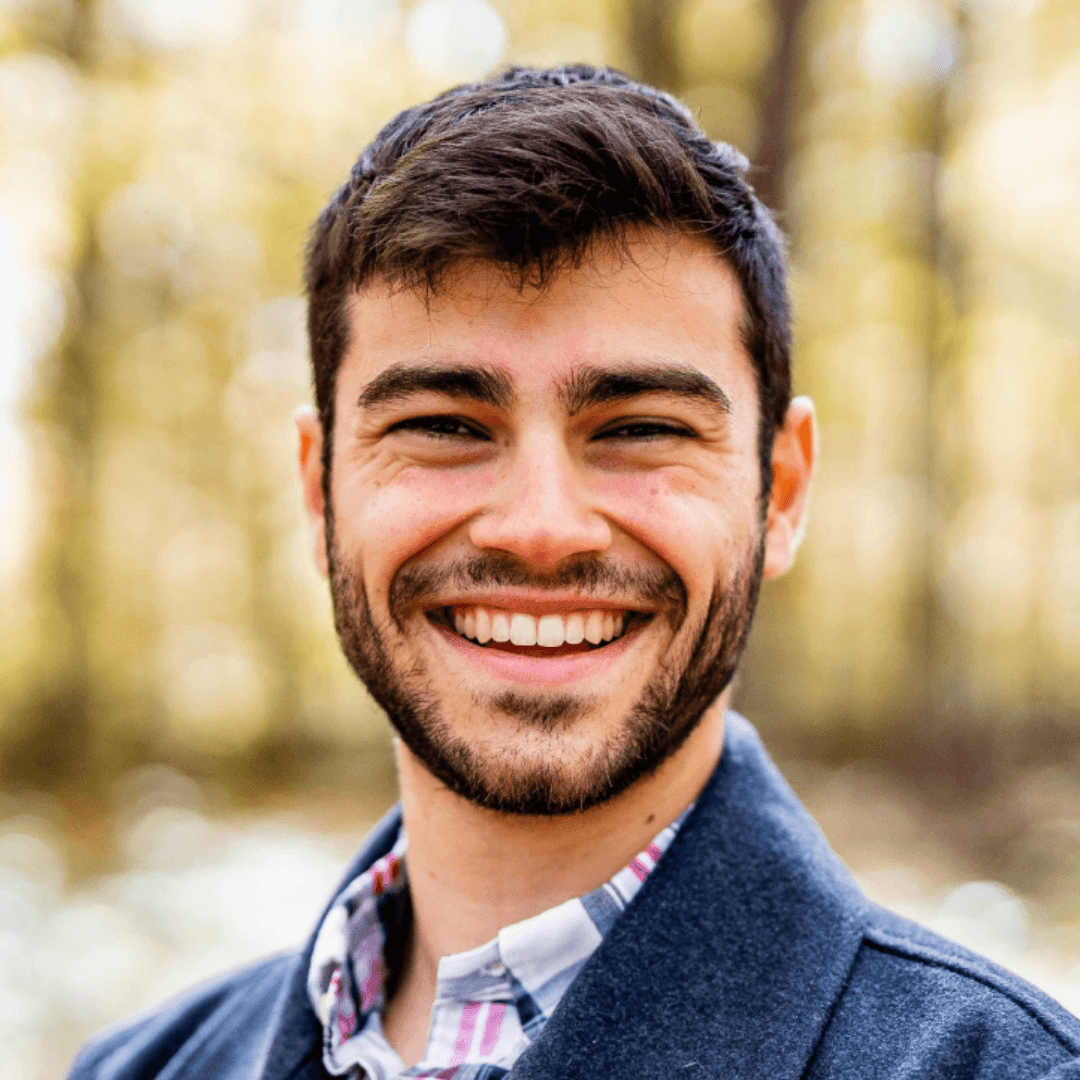 Portrait of Lucas Roldos